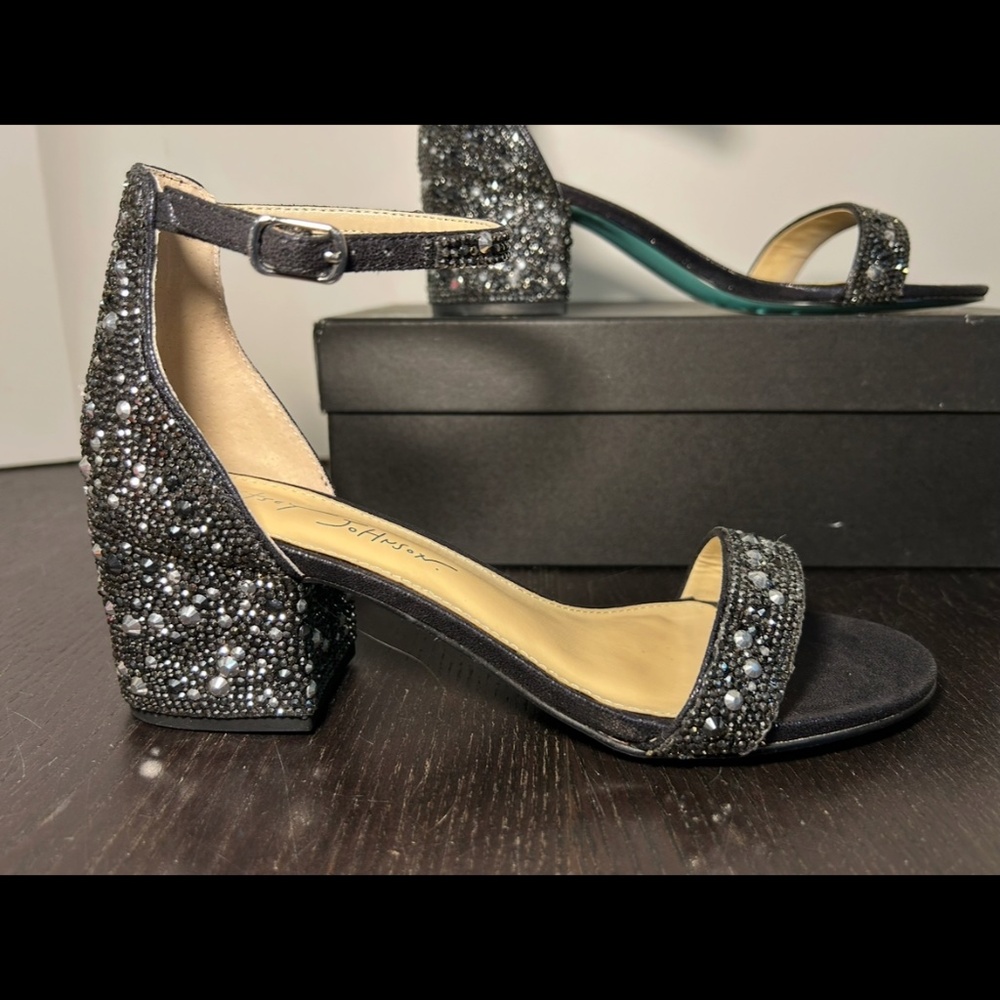 Betsey Johnson Mari Rhinestone Ankle Buckle Block Heel/Sandal Black/Silver Sz 7
